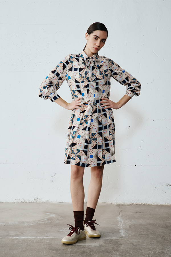 Vestito Corto Stampa Bianca E Blu Intrend
